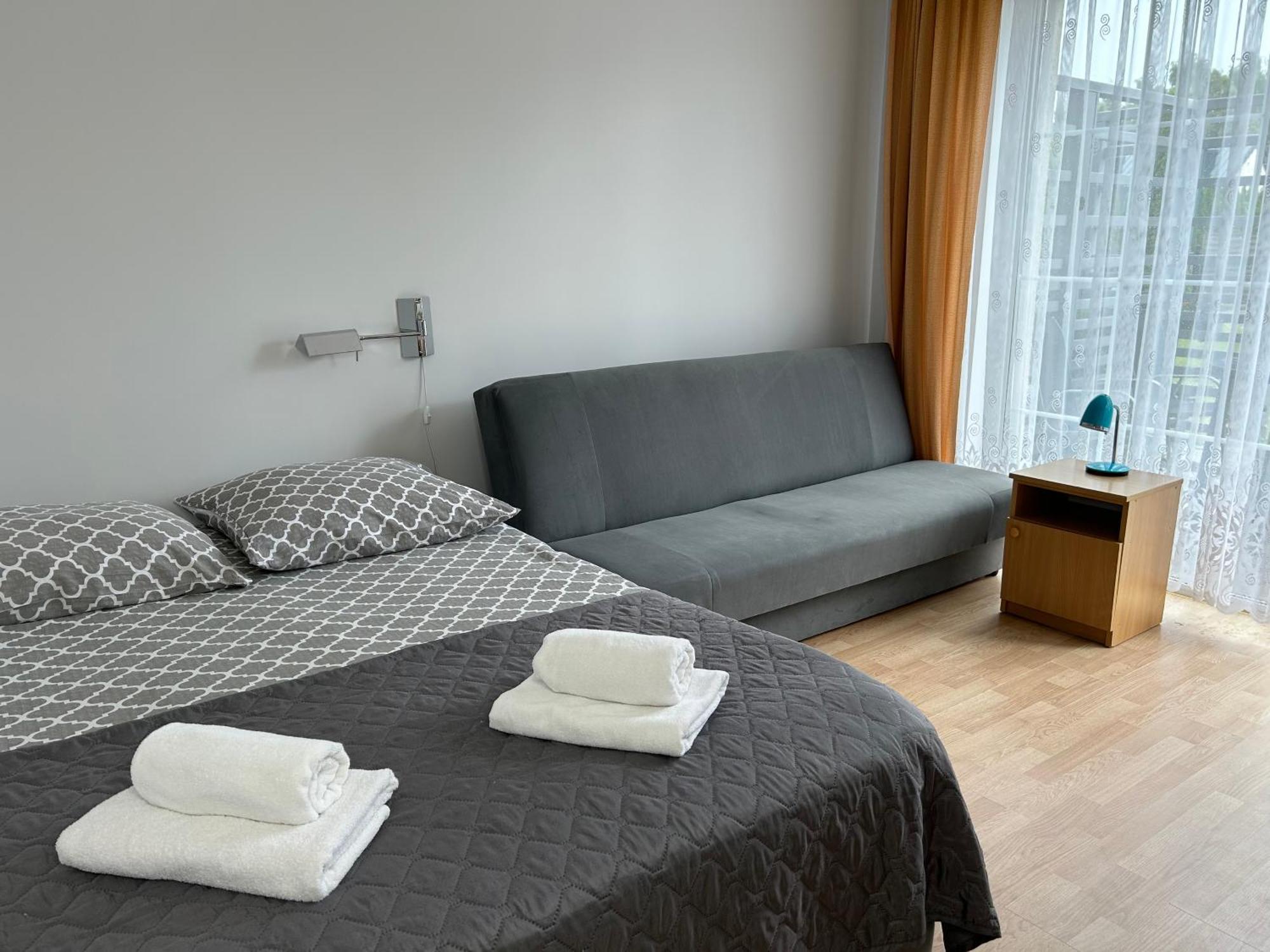 Apartmán Dw Roza Wiatrow Dębki Exteriér fotografie