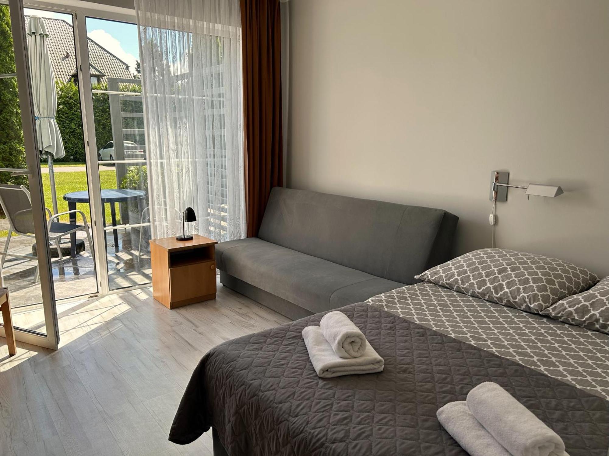 Apartmán Dw Roza Wiatrow Dębki Exteriér fotografie