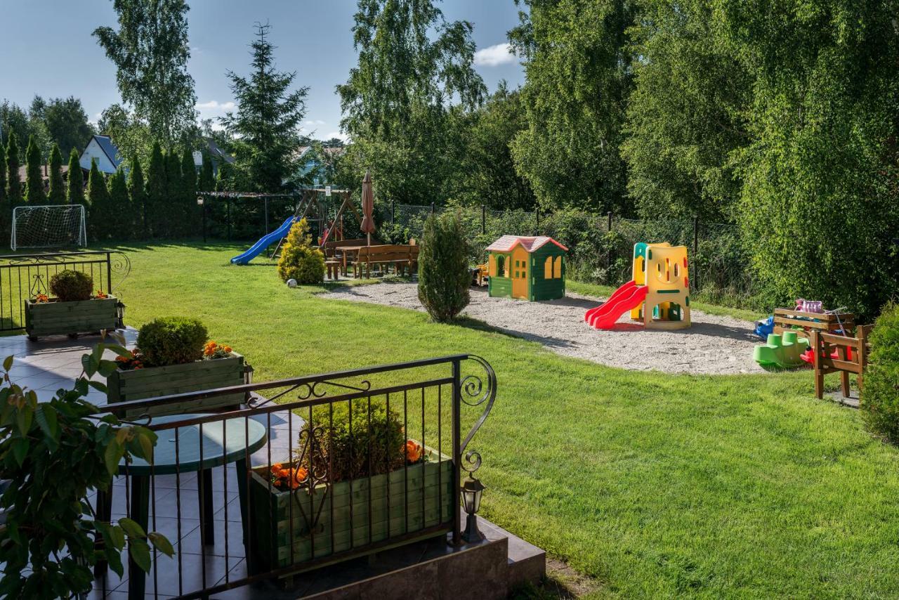Apartmán Dw Roza Wiatrow Dębki Exteriér fotografie