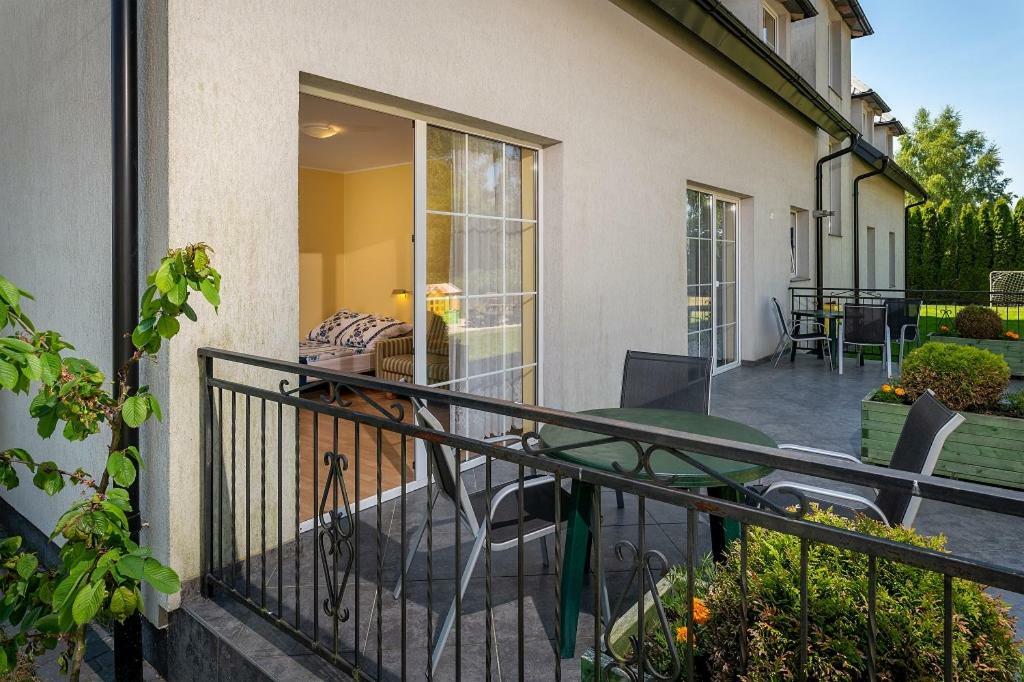 Apartmán Dw Roza Wiatrow Dębki Exteriér fotografie